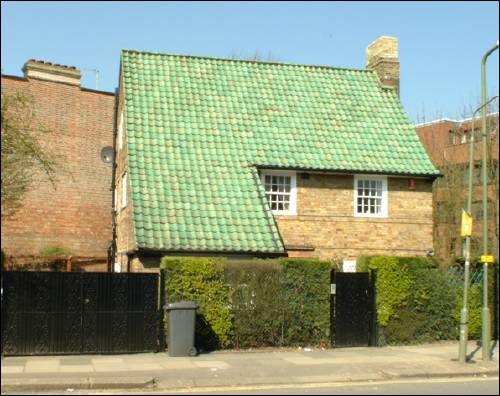 01 Wellgarth Road